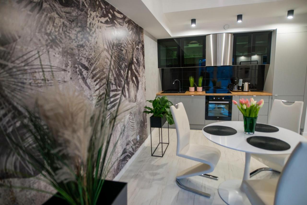 Nowoczesny Apartament Na Warmii I Mazurach Z Garazem Biskupiec  Buitenkant foto